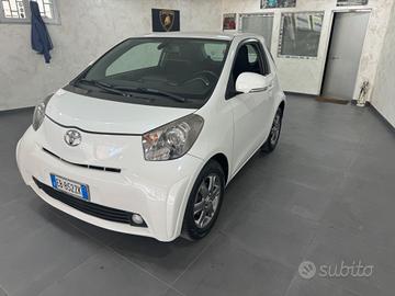 Toyota iQ 1.0 Sol