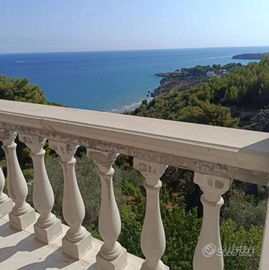 Palazzina su due livelli con vista panoramica