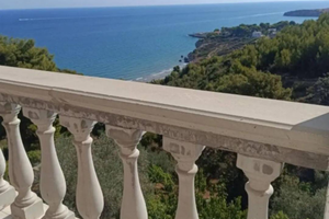 Palazzina su due livelli con vista panoramica