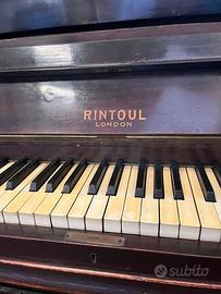 Pianoforte acustico London