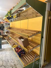 Scaffale frutta e verdura