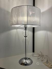 Lampada tavolo vetro trasparente e paralume