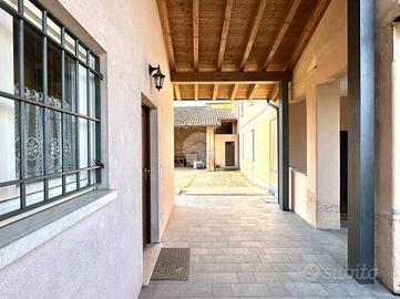 CASA INDIPENDENTE A DELLO