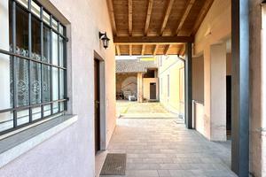 CASA INDIPENDENTE A DELLO