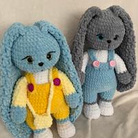 Amici create con il filo