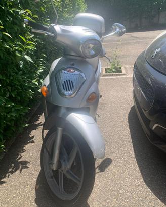 Kymco People 150