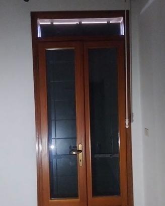 Portafinestra in legno con vetro cm210x90