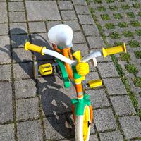 bicicletta con rotelle amovibili