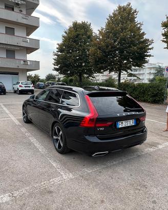 Volvo V90 D4 Rdesign