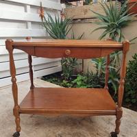 carrello in legno 1 ripianine cassetto euro 20