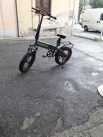 bici elettrica nilox j4 usata ma tenuta bene