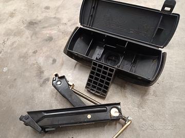 Cric originale Peugeot 106