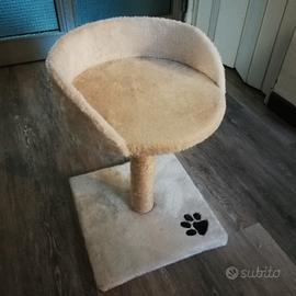 Piedistallo per gatti 