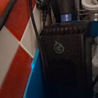 caricabatteria e batteria scoter elettrico niu 125