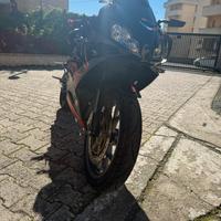 Rs 125 2t