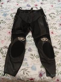 pantaloni berik