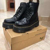 Dr Martens Jadon