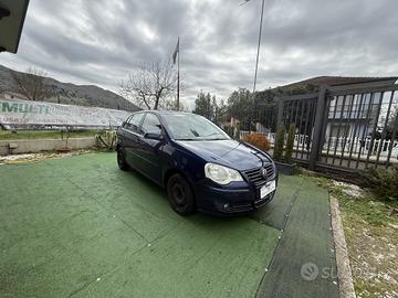 VOLKSWAGEN POLO 4 SERIE 1.4 75 CV 5P. COMFORTLINE