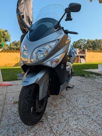 Tmax 500 2010