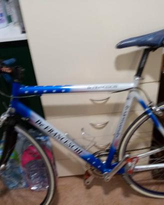 Bici da corsa  in alluminio leggerissima