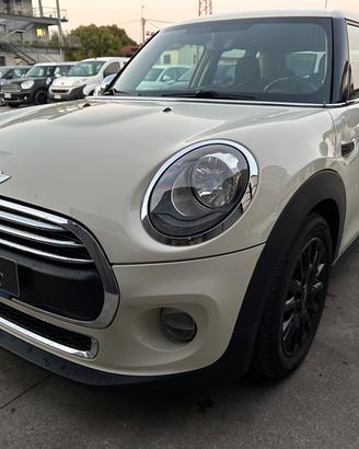 Mini 1.5 Cooper D Business XL
