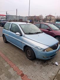 lancia Ypsilon 