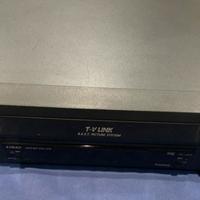 videoregistratore VHS JVC HR-J272