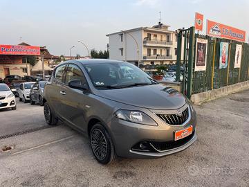 LANCIA YPSILON 1.0 BENZINA 70 (CV) 2022