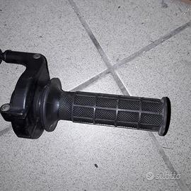 Comando gas compl.manopole dx/sx husqvarna wr125te