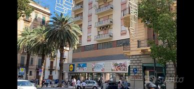 Via Roma - Esavani