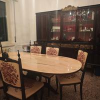  tavolo e vetrina soggiorno 