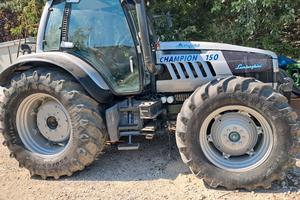 Lamborghini Champions 4 x 4 sollevatore anteriore