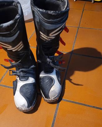 stivali cross axo numero 43