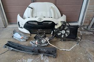 ricambi toyota yaris benzina  