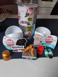 Mini Brands Sneakers Oro ultra rare !