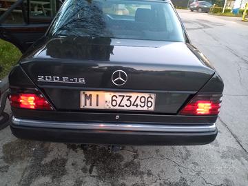 Mercedes 200-16