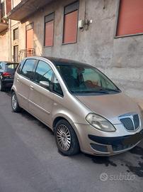 Lancia Musa 1300 Multijet 