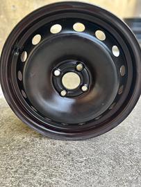 Set cerchi in ferro 15” fiat grande punto