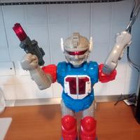 robot giocattolo 