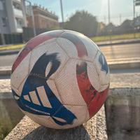 Pallone oroginale ben gonfiato
