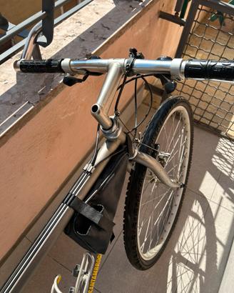 Bicicletta Santambrogio trekking/ibrida