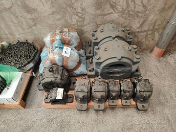 Ricambi/componenti per macchine industriali e vari