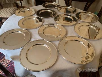 Sottopiatti argentati dell’argenteria LAC di Setti