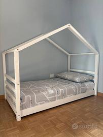 Lettino a casetta bianco con materasso 160x80
