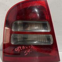 STOP FANALE POSTERIORE SINISTRO SKODA Octavia Berl