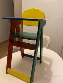 Seggiolone in legno per bambola