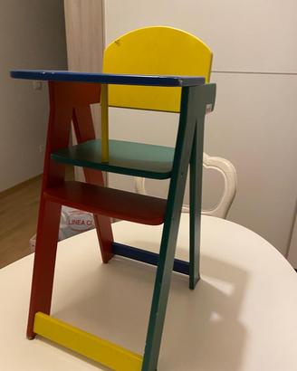 Seggiolone in legno per bambola