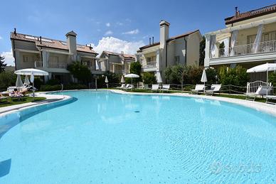 30.8 - 6.9 Trilocale con piscina, wifi