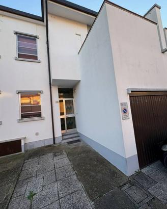 Villetta a schiera di 122 m² con 5 locali e box au