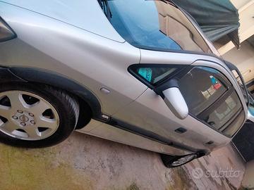 Opel Zafira autocarro 